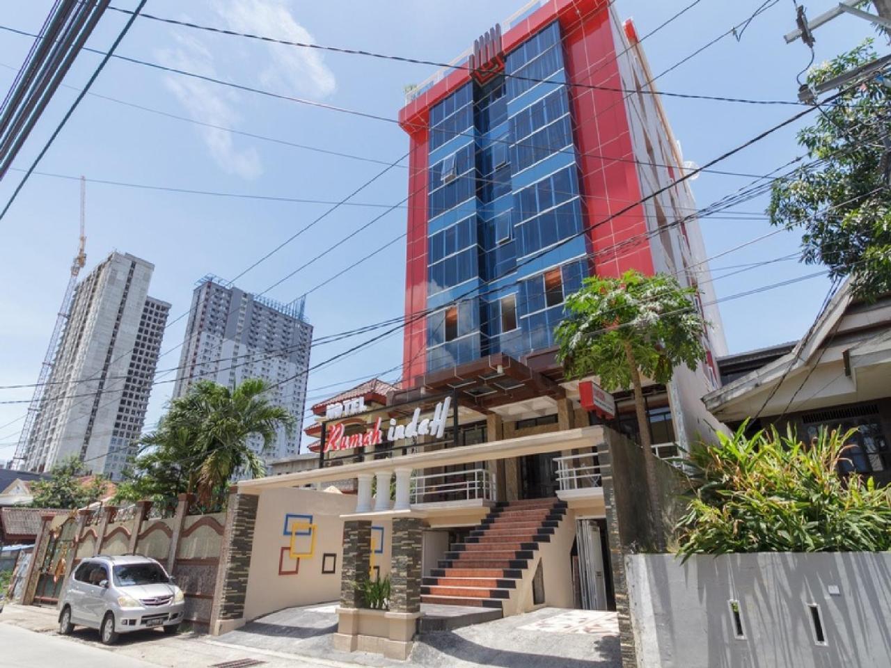 Reddoorz Plus @ Boulevard Panakkukang Makassar Exteriör bild