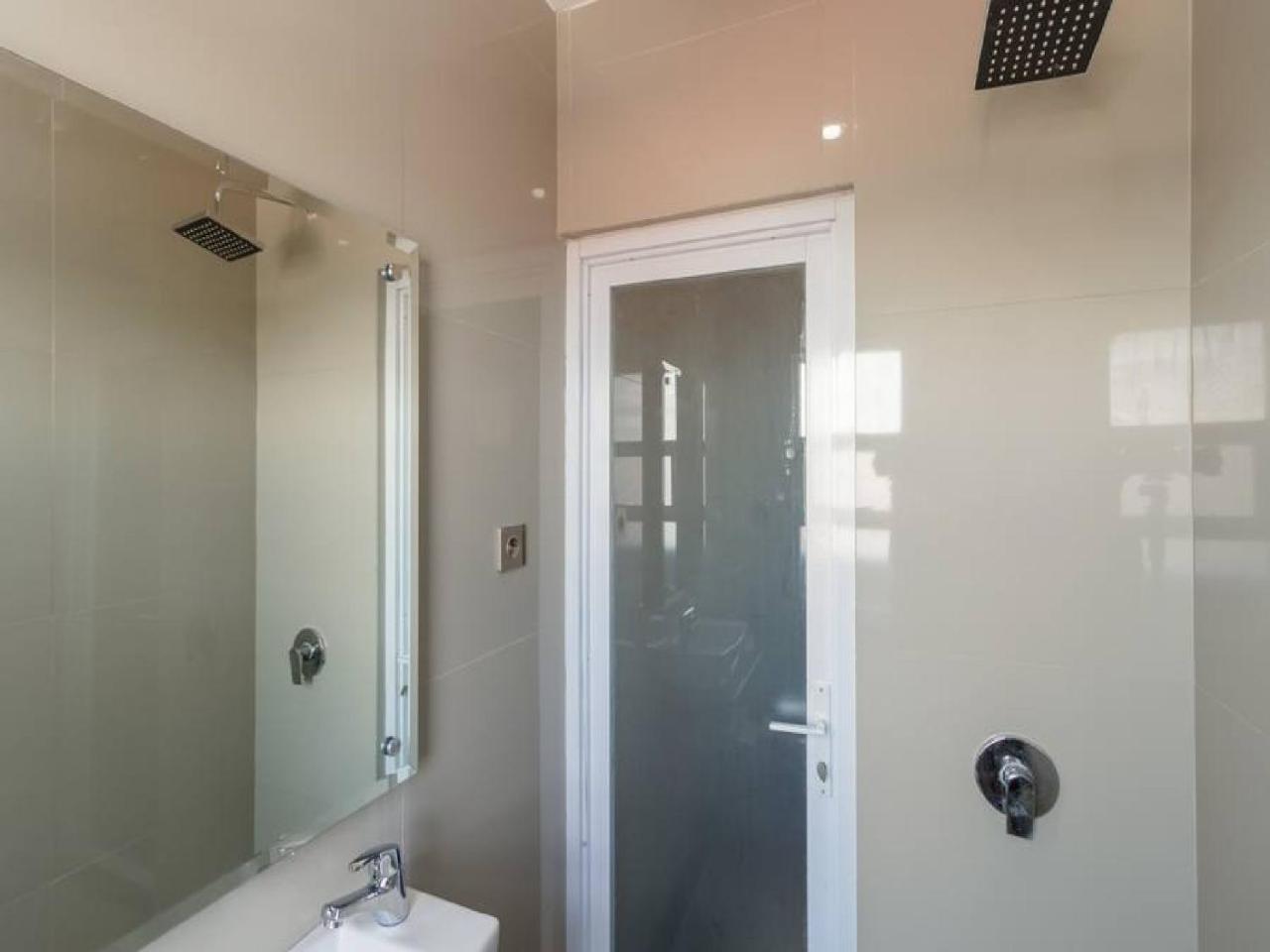 Reddoorz Plus @ Boulevard Panakkukang Makassar Exteriör bild